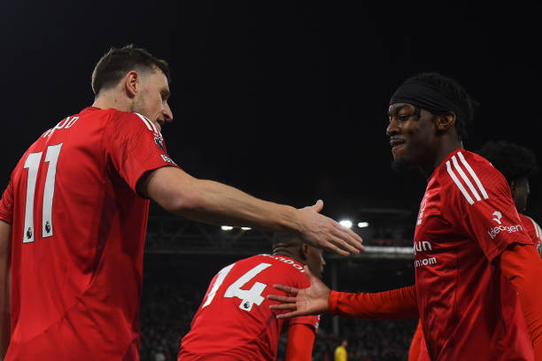 而没有任何 而没有任何